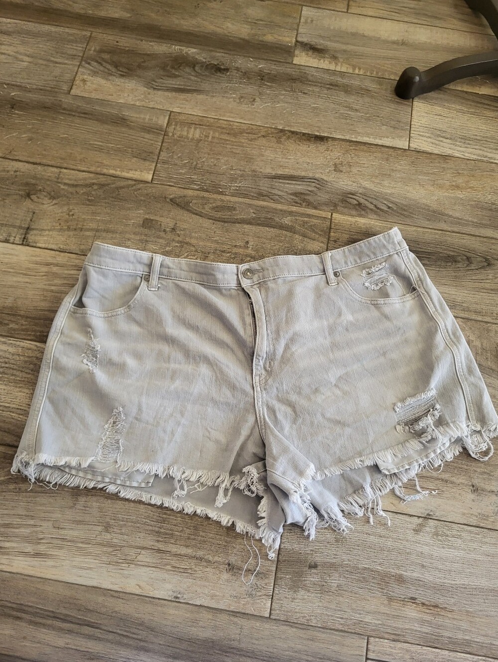 Aerie Light Gray Distressed Women's Denim Shorts Xxl